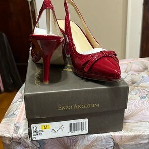 Never worn ~ Dark red slingback heels